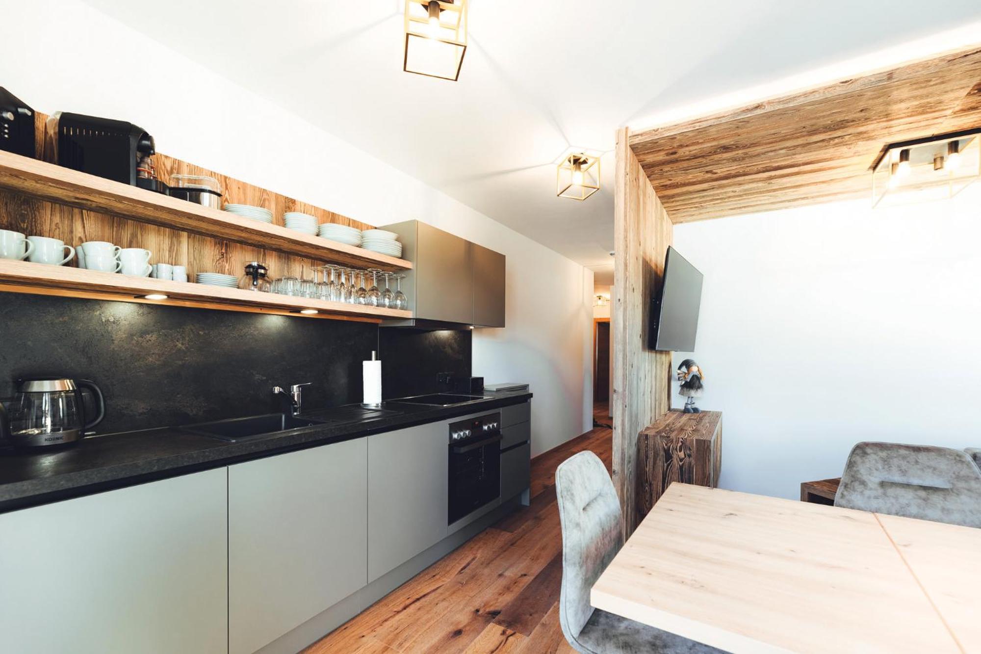 Burgstadl Aparthotel & Restaurant Ladis Εξωτερικό φωτογραφία