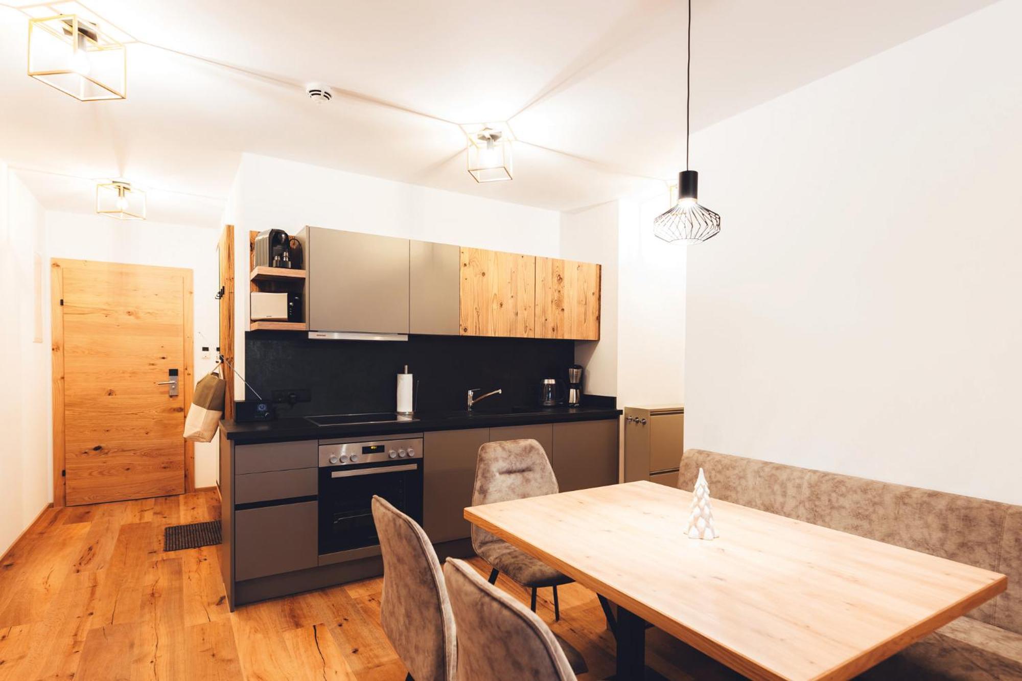 Burgstadl Aparthotel & Restaurant Ladis Εξωτερικό φωτογραφία